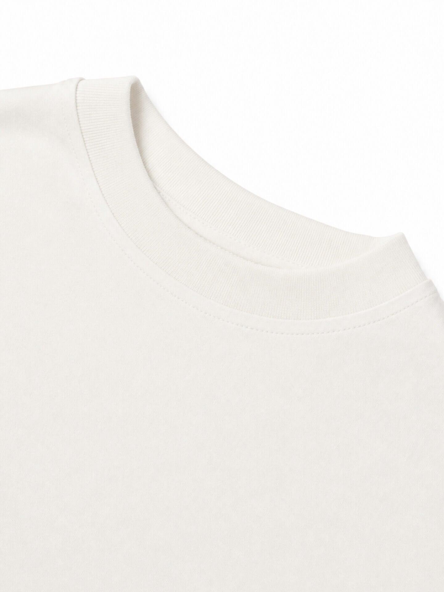 Oversized Heavyweight Streetwear Tee With Gothic Graphic