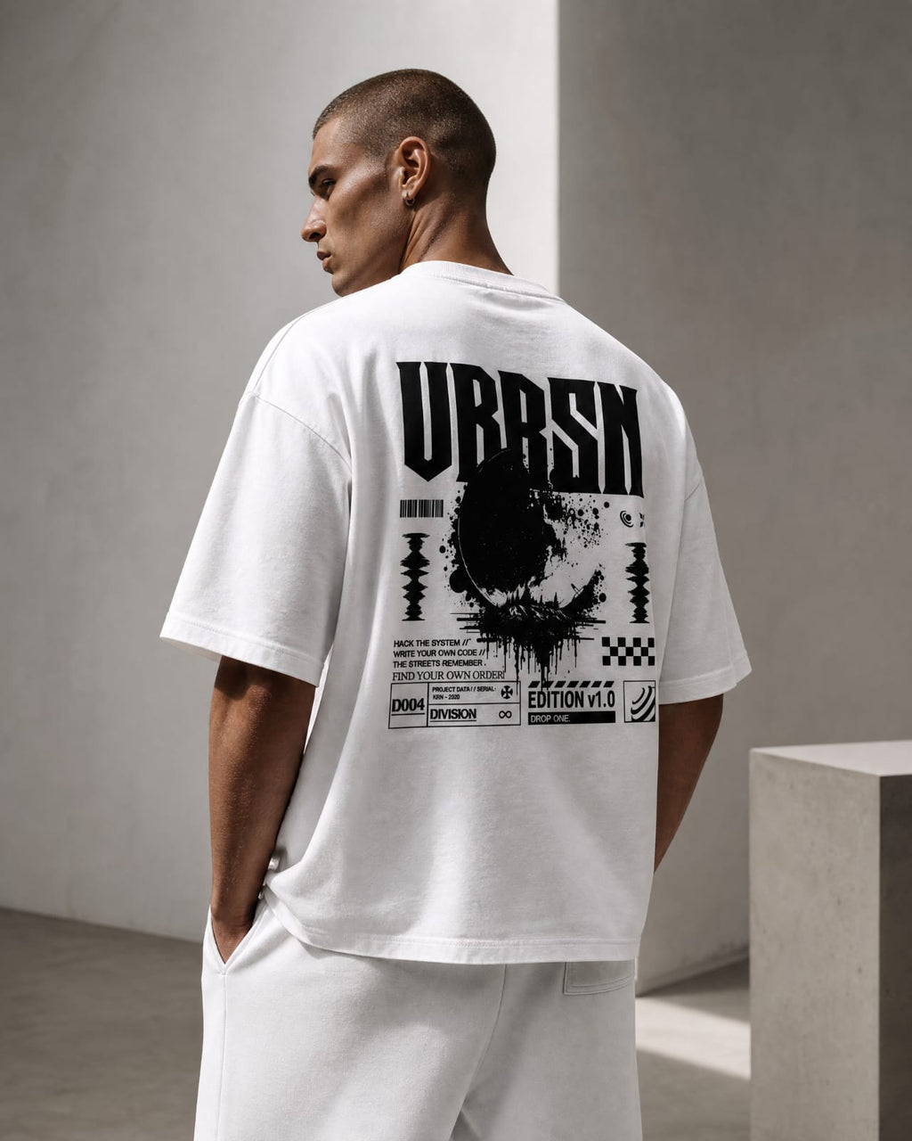 URBSN // Oversized Heavyweight White Tee