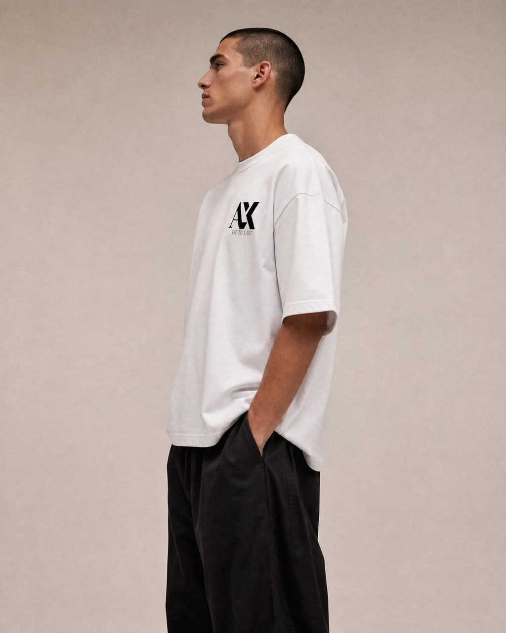 URBSN // Oversized Heavyweight White Tee