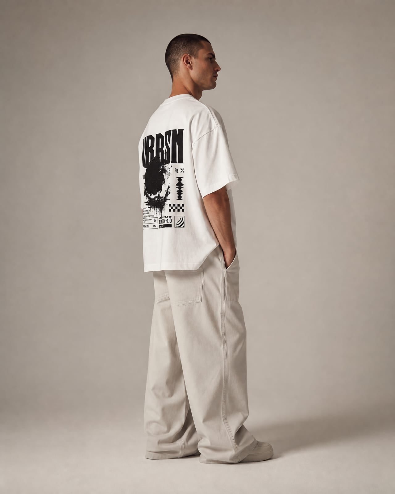 URBSN // Oversized Heavyweight White Tee